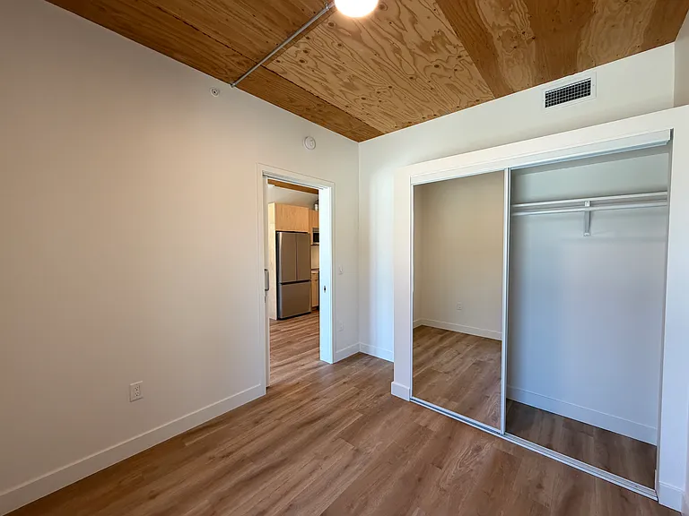 12th Street Apartments — Photo 46