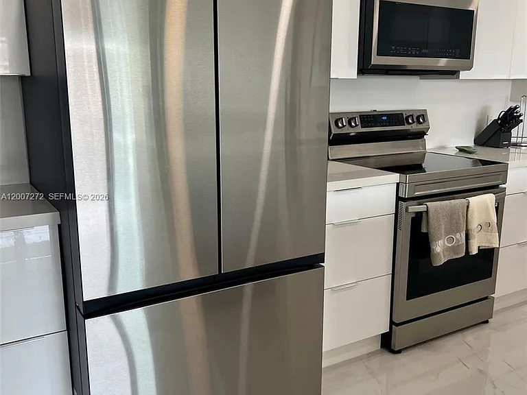 155 Ocean Lane Dr #1011 — Photo 16