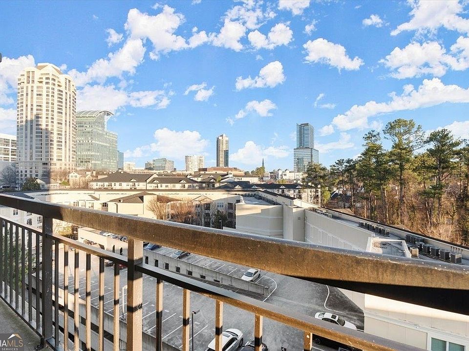 1st image of 3481 Lakeside Dr NE APT 1302