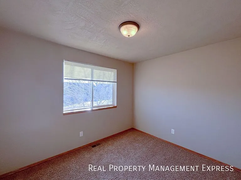 3604 W 93rd St #3 — Photo 11