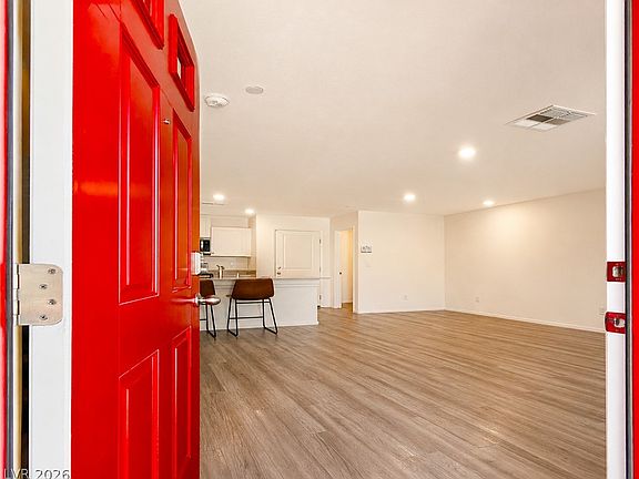 5th image of 3730 Celesta Vista Ave