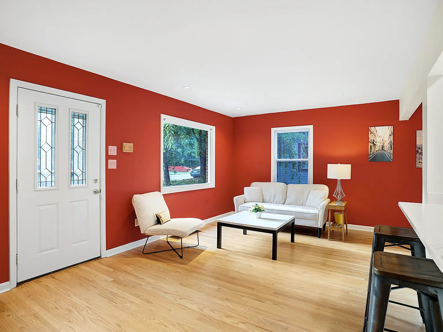 2 bed, 840 sqft, $2,500 — Photo 3