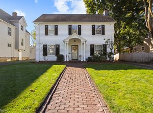 207 Eastern Heights Blvd, Elyria, OH 44035