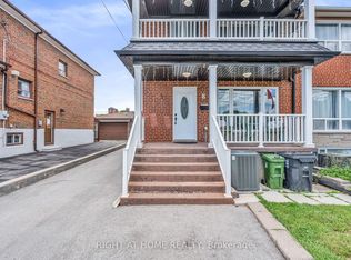 8 Donald Ave, Toronto, ON M6M 1J8
