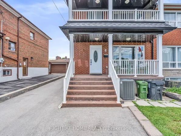 8 Donald Ave, Toronto, ON M6M 1J8