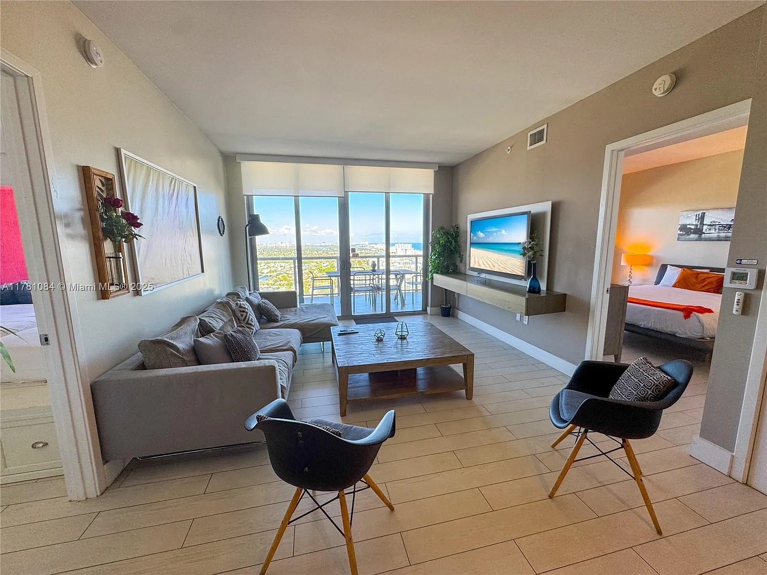 Beachwalk Condominium — Photo 1