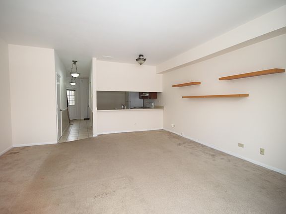 5th image of 1458 Eagle Ct