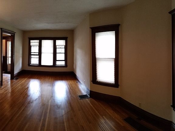 2nd image of 97 Parkside Ave APT 1