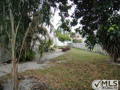 2nd image of 5638 Dewberry Way