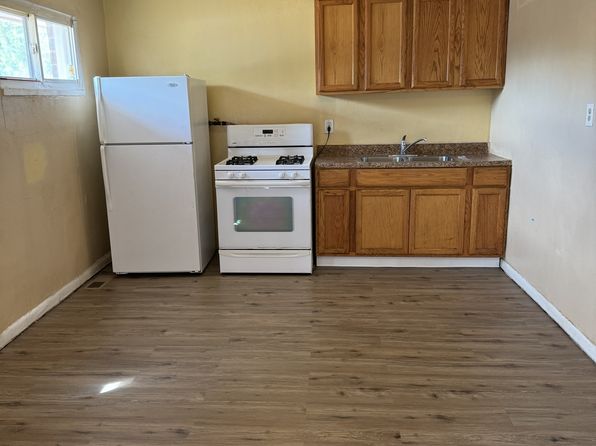 1917 Weaver St #2