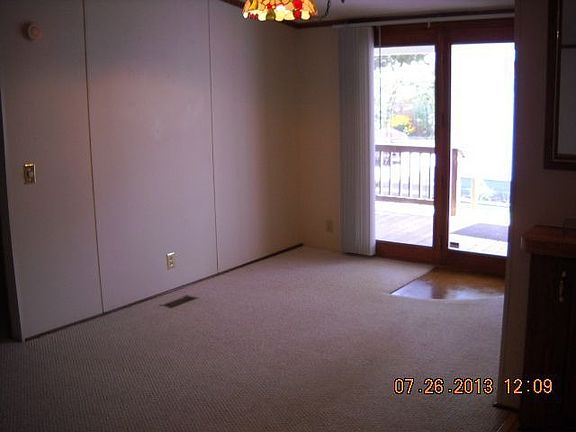 5th image of 105 N 9th St