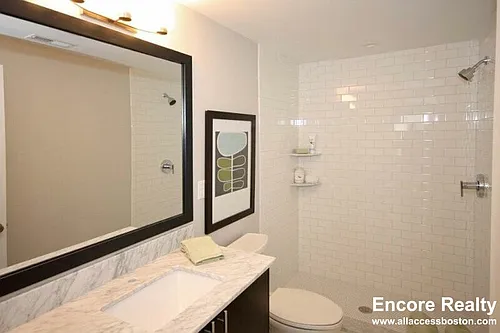 659 Massachusetts Ave #6 Photo 1