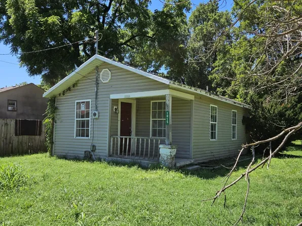 1015 N Newton Avenue, Springfield, MO 65802
