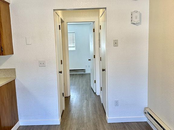 Dining to hallway