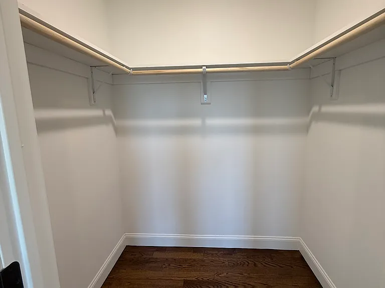 38 Shaw Ave #2 — Photo 6