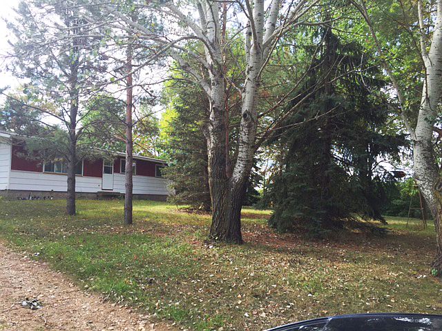 private front yard