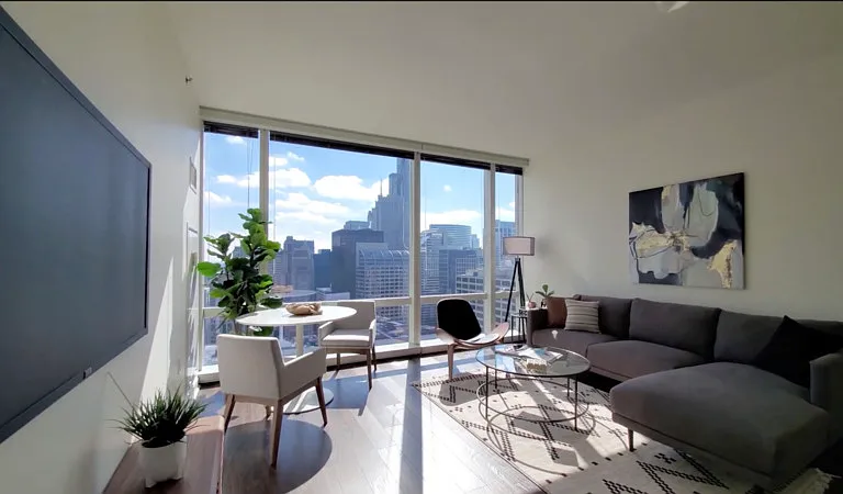 113 W Wacker Dr #270 — Photo 1