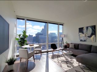 113 W Wacker Dr #270, Chicago, IL 60601