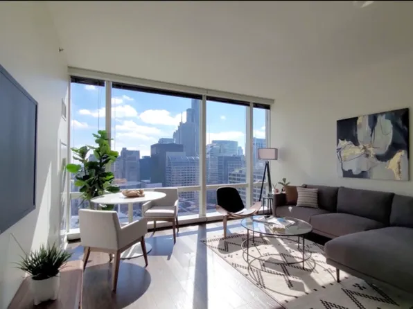 113 W Wacker Dr, Chicago, IL