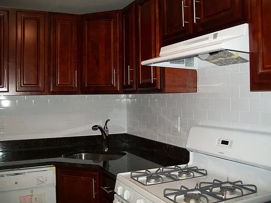 Rented by Highline Residential | media 10