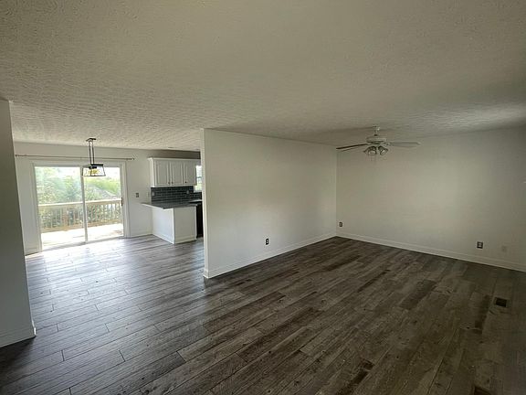 5th image of 9590 Homewood Cir