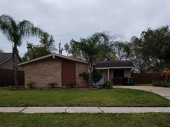 2nd image of 12110 Braewick Dr