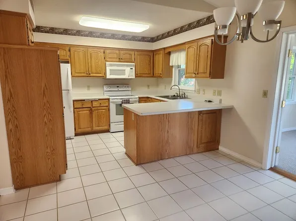 540 2nd St SE, Plainview, MN 55964