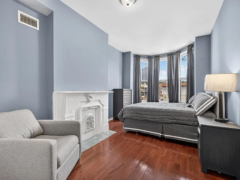 447 Mercer St #1 — Photo 5