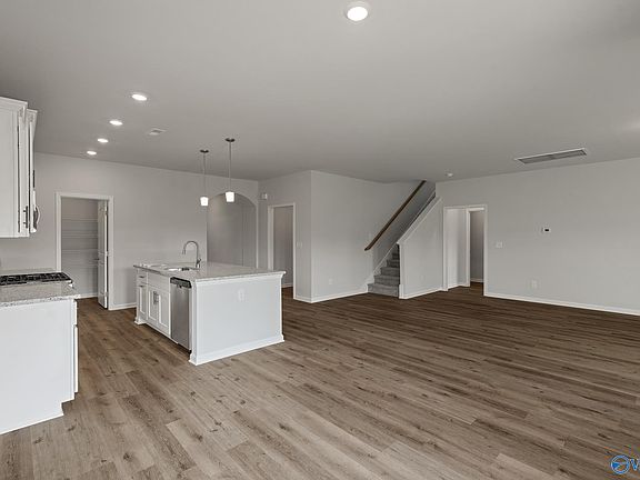 7th image of this home