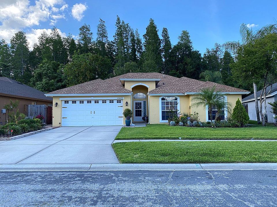 1st image of 13419 Roslyn Pl