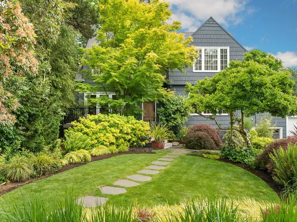 3570 SW Council Crest Dr, Portland, OR 97239