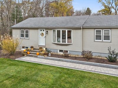 2 Iris Ave, Pelham, NH, 03076