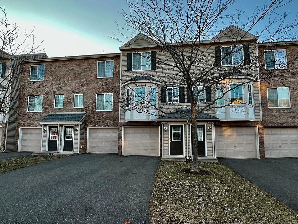1st image of 4824 Elm Dr N Unit 4