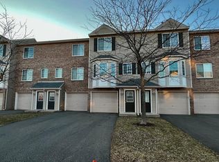 4824 Elm Dr N UNIT 4, Hugo, MN 55038