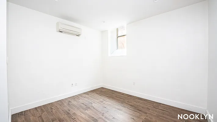 Rented by Nooklyn NYC LLC | media 11