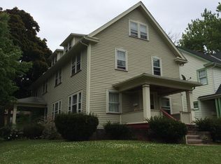 1755 Cumberland Rd, Cleveland Heights, OH 44118