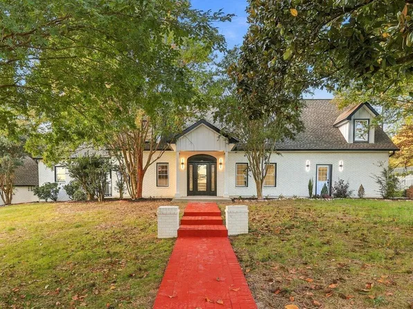 1216 Ridgecrest St, Morristown, TN 37814