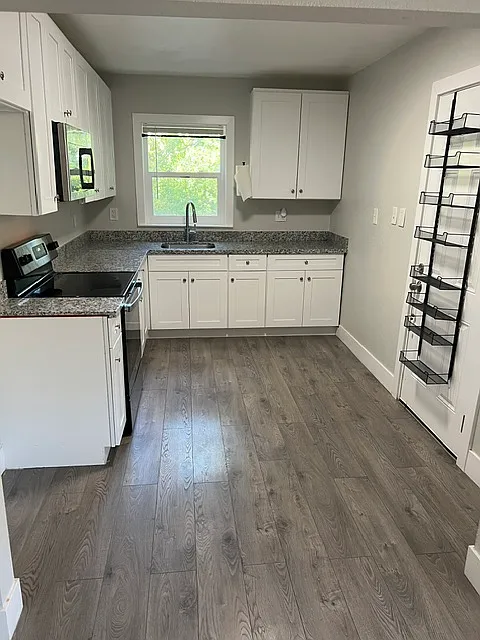 5554 Marysville Road - A — Photo 3