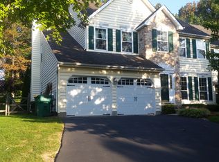 20 Sterling Crest Ct, Doylestown, PA 18901