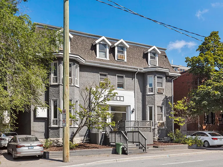 467 Slater St — Photo 43