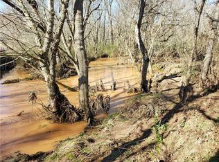 1749 Steelman Rd, Yadkinville, NC 27055