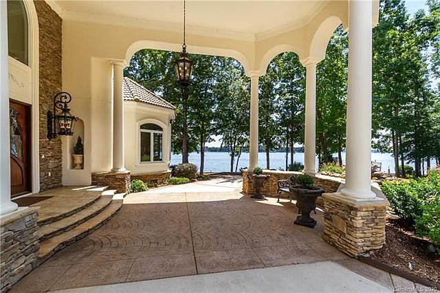 8236 Bay Pointe Dr, Denver, NC 28037 | Zillow
