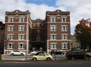 15 Irving St APT 3C, Worcester, MA 01609