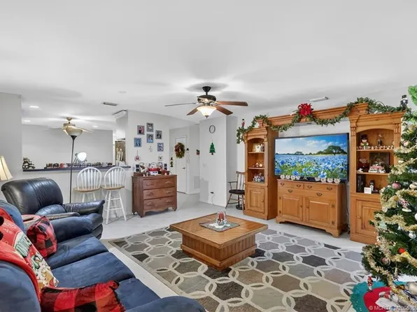 2084 SE Wild Meadow Cir #2084, Pt Saint Lucie, FL 34952