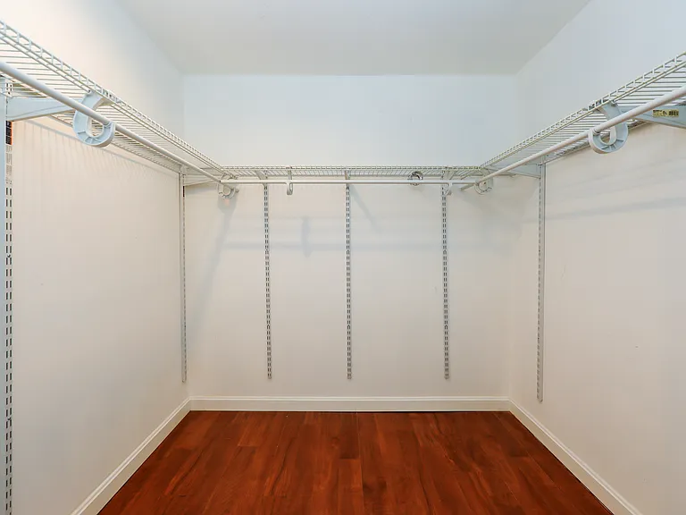 10306 Fleming Ave — Photo 28