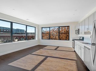 18 New Derby St #205, Salem, MA 01970