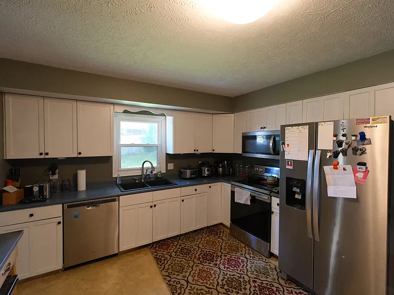 13520 Glenn St — Photo 6