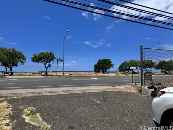 85-86 Farrington Hwy, Waianae, HI 96792
