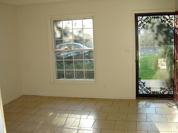 Spacious living room!