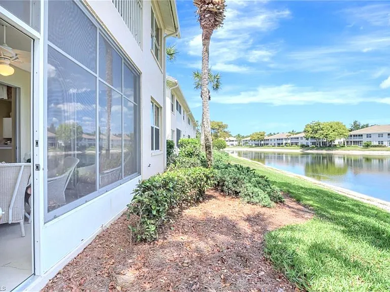784 Carrick Bend Cir #101 — Photo 25